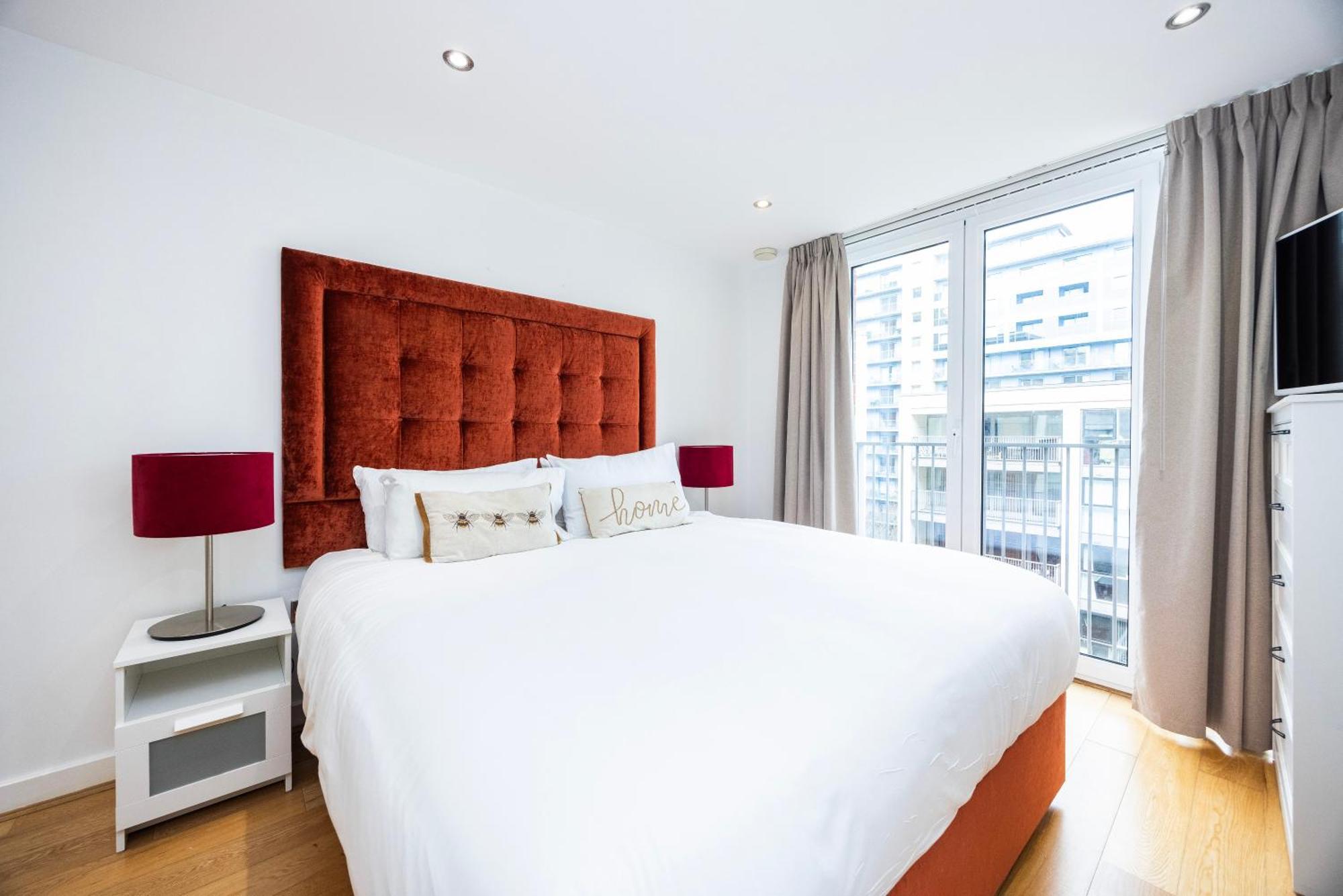 Апартаменты Austin David Executive Excel Лондон Экстерьер фото